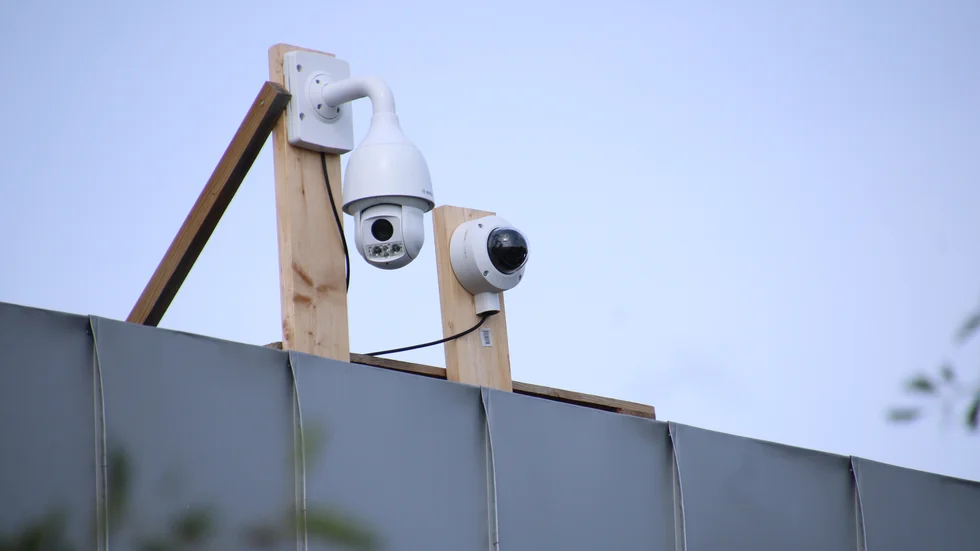 De tillfälliga kamerorna har enligt polisen fångat delar av händelseförloppet från torsdagens skjutning. 