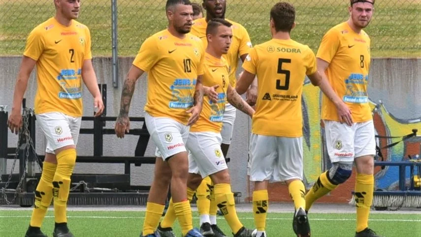 Kisa BK ställs mot seriekollegan Sturefors i Östgötacupen.