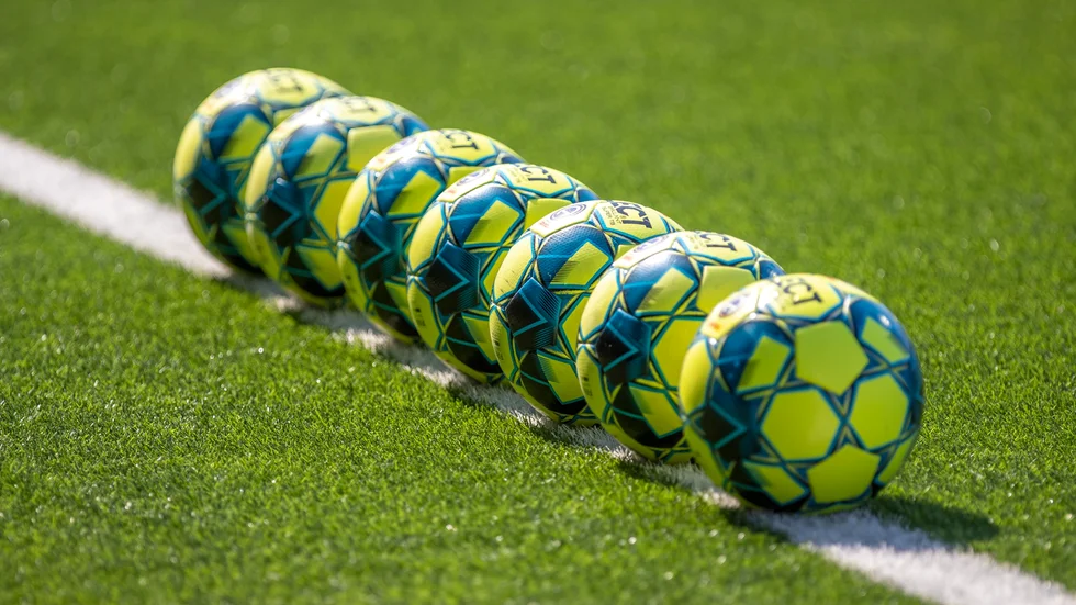 Fotboll till varje pris?