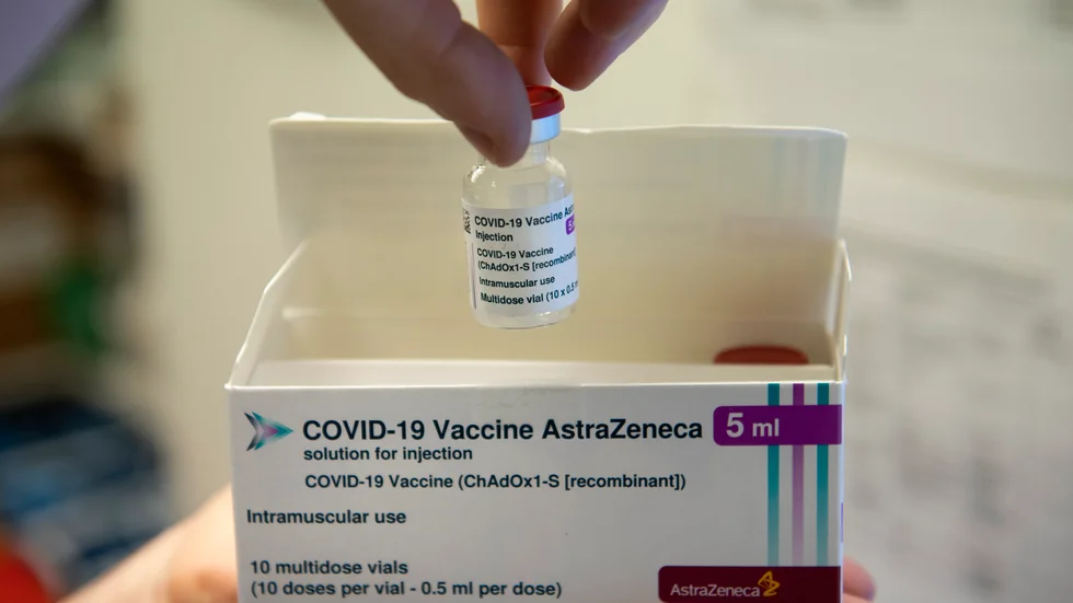 Vaccin från Astra Zeneca mot covid-19. Arkivbild.