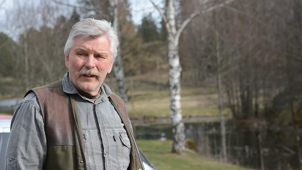 Kjell Svensson, f.d. älgbonde, har gjort TV-debut i sonens humorserie. "Det är jätteroligt att se hur killarna har lyckats med den här serien", säger han.