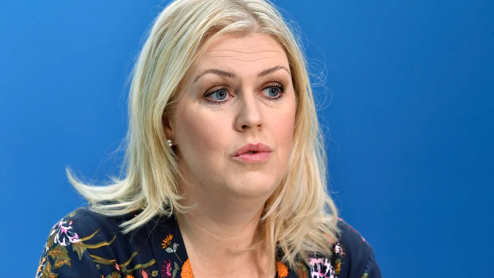 Socialminister Lena Hallengren (S) ska frågas ut i elva olika ärenden i konstitutionsutskottets granskning om hur regeringen hanterat pandemin. Arkivbild.