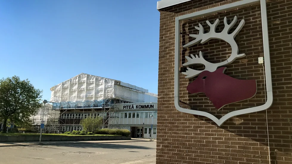 Den genomsnittliga månadslönen för kommunanställda i Piteå var 31 900 kronor i fjol. Männen tjänar i snitt 32 800 kronor och kvinnorna 31 700 kronor. (Arkivbild)