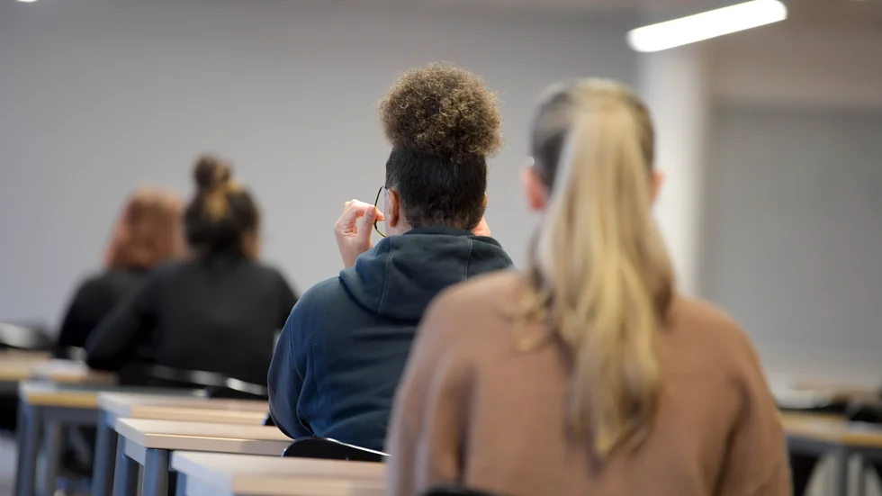 Ukrainska medborgare som siktar på en ukrainsk universitetsutbildning kan skriva antagningsprov i Stockholm. Arkivbild.