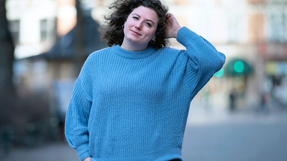 I boken ”Männen i mitt liv”. recenserar Sofia Rönnow Pessah i sin författardebut ingående ligg med 50 män. "Vänd på det. Om en manlig debutant kommit med ”50 brudar jag satt på” hade förmodligen inget förlag varit intresserat", skriver Lars Thulin.