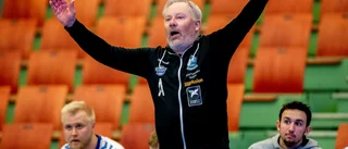 För många spelare på planen – match spelas om