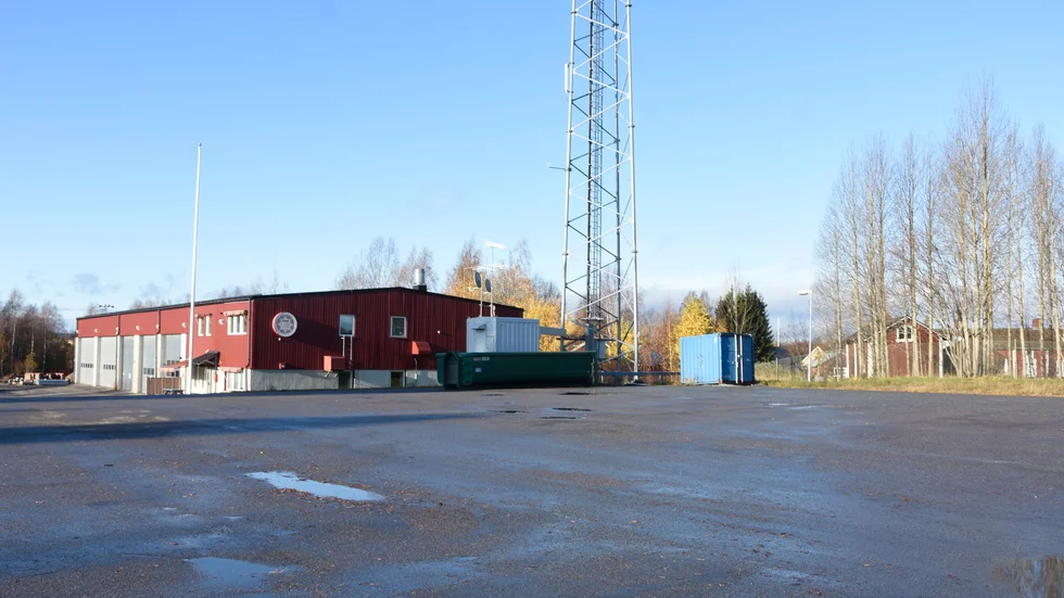 Gamla brandstationen i kyrkbyn ska planläggas för nya bostäder. Det väntas kommunstyrelsens arbetsutskott fatta beslut om på måndag.