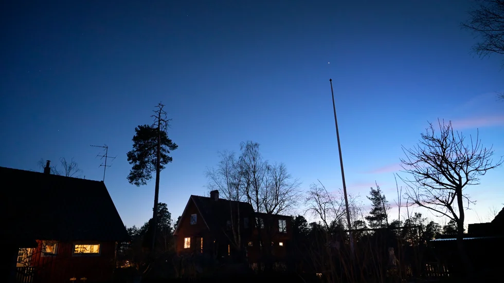 Tjuvar slog nyligen till mot flera villor i Vadstena. Husen på bilden har ingen koppling till inbrotten.