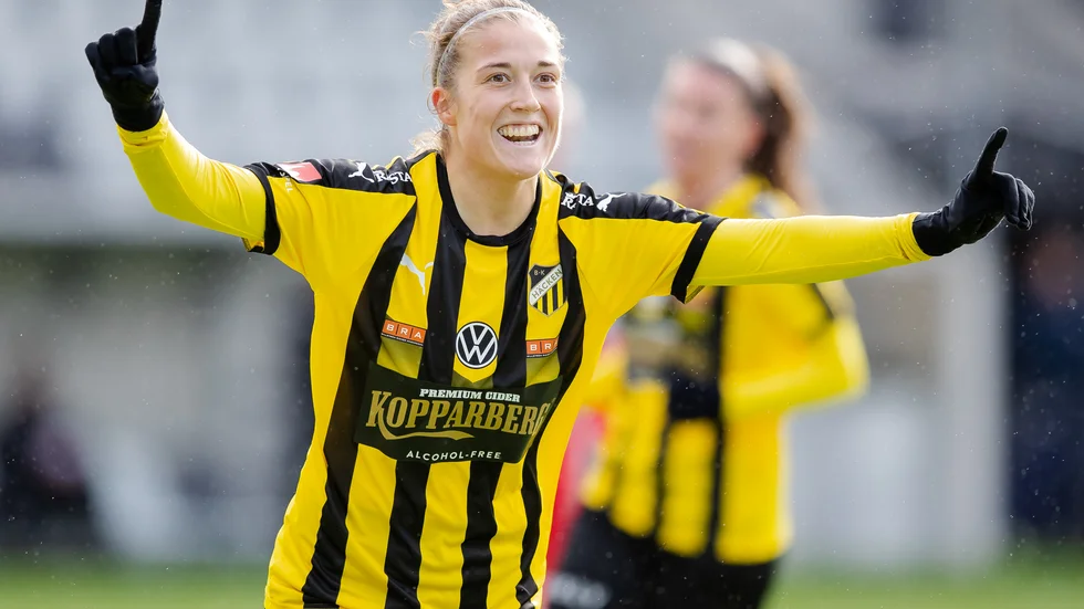 Filippa Angedahl i BK Häcken-tröjan.