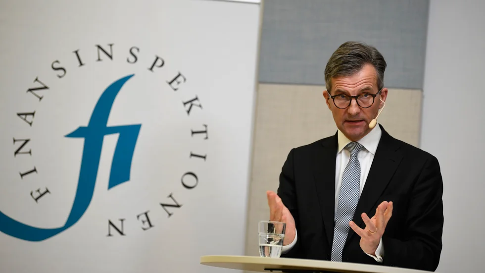 Finansinspektionens generaldirektör Erik Thedéen meddelade beslutet att återkalla Nord Fondkommissions tillstånd.