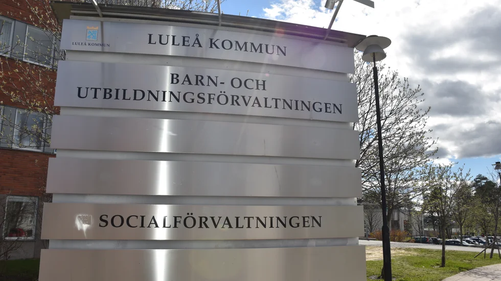 Kristin Holmström, verksamhetschef inom Socialförvaltningen i Luleå svarar på kritiken om långa väntetider.
