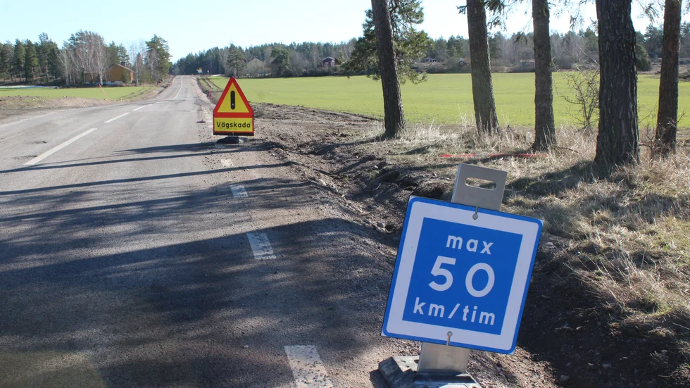 Väg 213 ska få ny beläggning igen. Totalt berörs en sträcka på ungefär en och en halv kilometer.