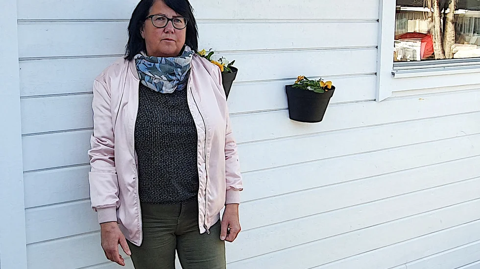 Marie Bäckström testades två gånger innan sin vaccineringstid och båda testerna visade negativt för covid-19. Men två dagar efter vaccineringen fick hon svar på ett tredje test – som visade positivt.