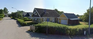 Nya ägare till 70-talshus i Hållsta - prislappen: 2 300 000 kronor