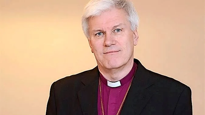 Bättre läger 2015 Biskop Hans Stiglund lovar bättre ledarskap. Foto: Luleå Stift.