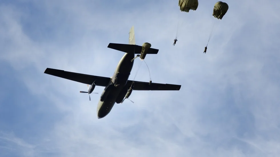 Bild från en annan militärövning. Arkivbild: Scanpix