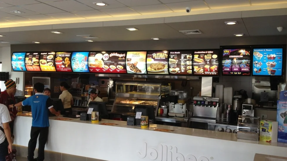 Så här ser en av de färdiga Jollibee-restaurangerna ut. Foto: Zone Systems.