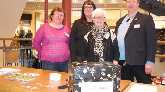 Carina Lillbacka (S), Annsofi Sehlstedt (S), Inger Lundqvist (FP) och Lars Lundmark (S) är några av politikerna som medverkade. (Foto: Yvonne Rönngren)