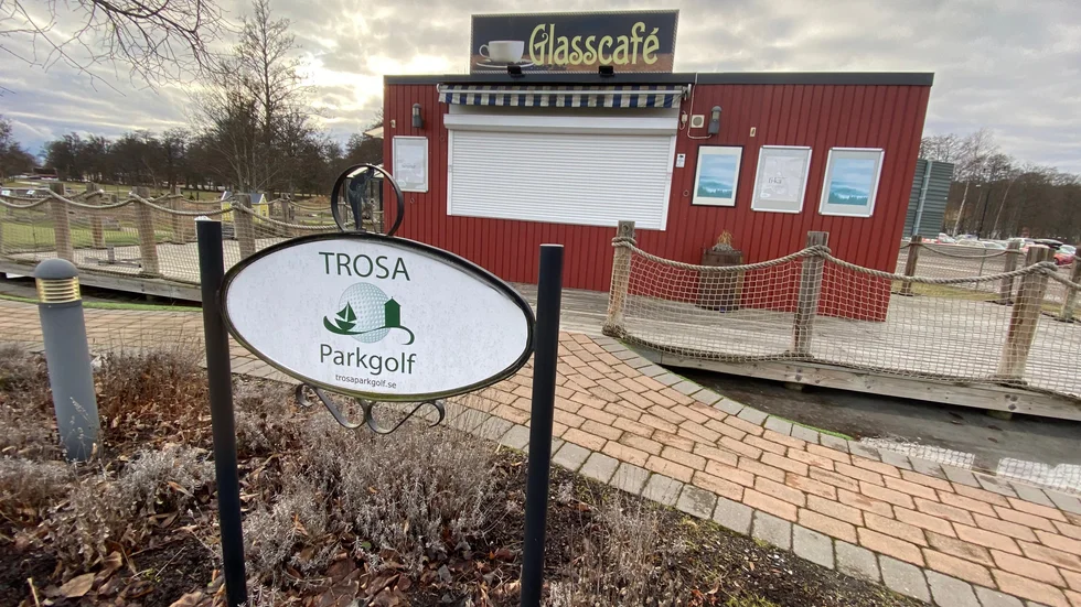 Äventyrsgolfbanan vid infarten till Trosa ligger ute till försäljning för 3,2 miljoner.