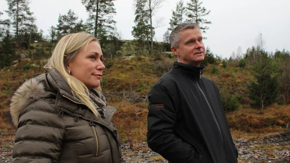 Rådgivare. Josefine Ullstrand, företagsrådgivare, och Peter Johansson, lantbruksrådgivare, håller sig ajour med vad som händer inom skogsbruksnäringen.