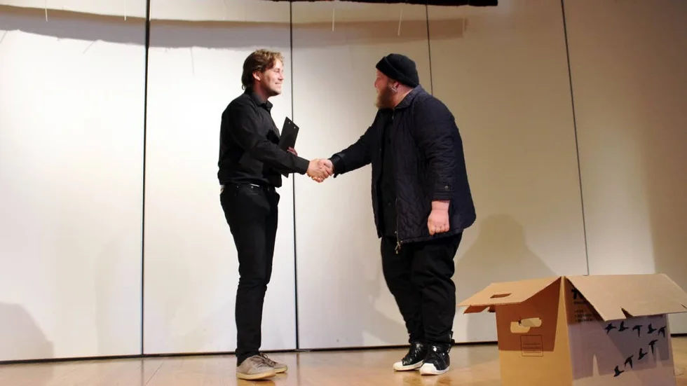 Nya för varandra. Claes Martin Hoffsten och Mikael Scott har lärt känna varandra på scenen.
