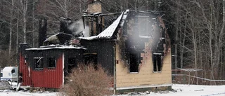 Barn befaras ha dött i villabranden