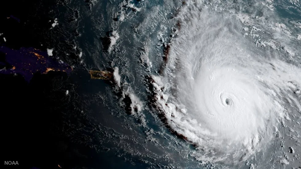 Stormens öga. SMHI rekryterar fyra professorer till forskning inom klimat, hydrologi, meteorologi och oceanografi.