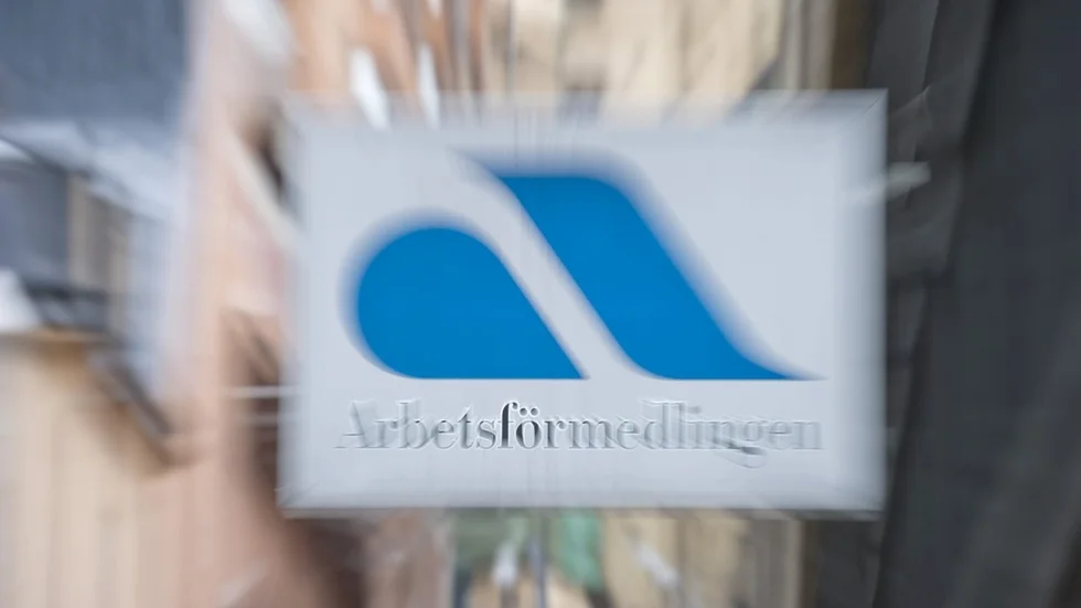 Foto: Bertil Ericson/SCANPIX
                  Om man vet att det inte innebär ekonomisk katastrof att förlora jobbet kommer fler att våga byta jobb – eller vara beredda att byta karriär.
                  Foto: Bertil Ericson/SCANPIX
                  Om man vet att det inte innebär ekonomisk katastrof att förlora jobbet kommer fler att våga byta jobb – eller vara beredda att byta karriär.
                  