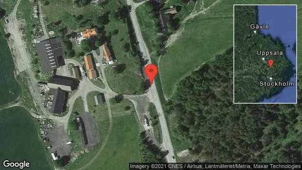 Stopp på väg 273 på grund av trafikolycka med en personbil