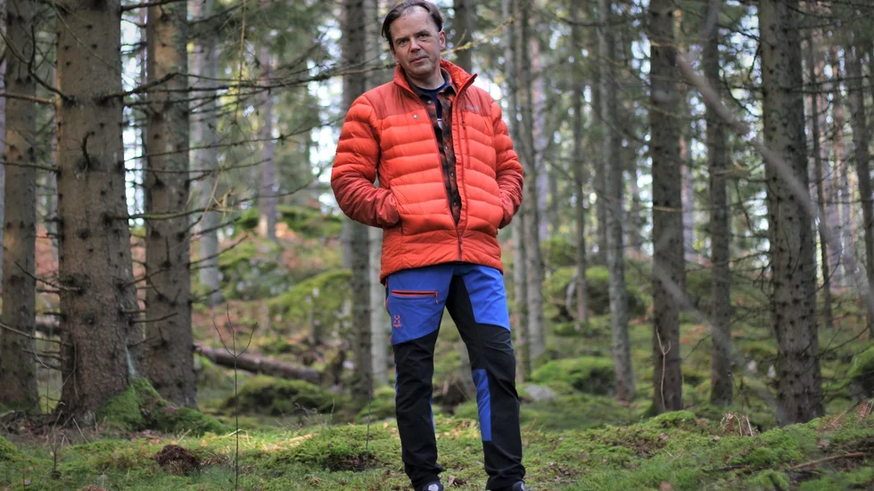 På ett halvår växte Jonas två största tumörer från en gånger en centimeter till närmare tre gånger tre. Det märktes under hans magnetröntgen i början av sommaren och då fattades beslutet om operationen, som han alltså genomförde för två och en halv vecka sedan. 