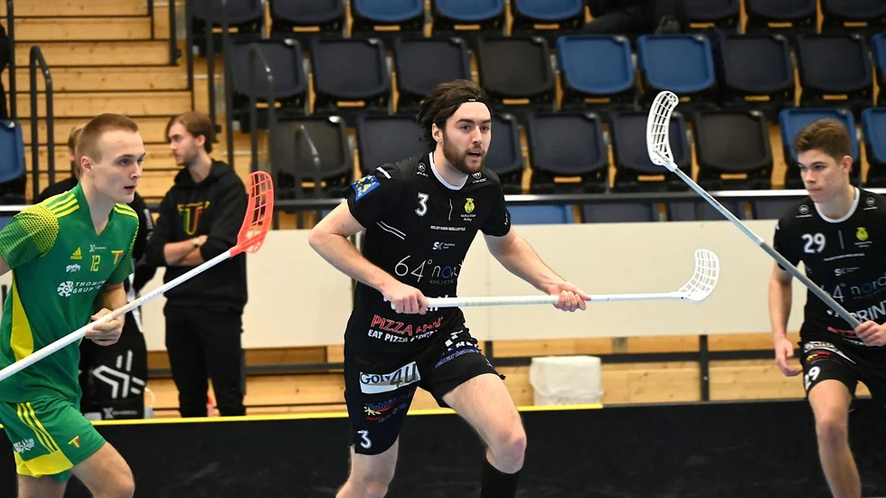 Gamla Stans Felix Andersson svarade för dubbla fullträffar i hemmaförlusten mot Thorengruppen Ungdom.