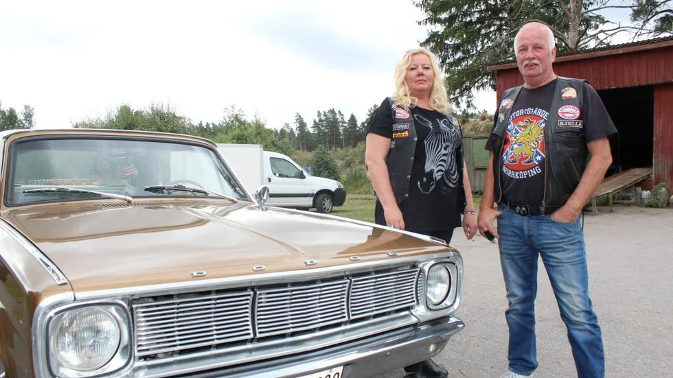 Susanne Svalander och Kjell Sjöstedt från Motorgården laddar för utställning, cruising och 60-årsjubileum.