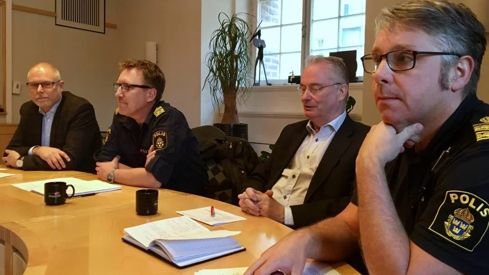 Ska mota Olle i grind.  Genom ett bättre samarbete ska man jobba mer proaktivt tillsammans enligt Richard Tjernström, säkerhetschef i Norrköpings kommun, Peter Whalberg, lokalpolisområdeschef, Martin Andreae, kommundirektör och Michael Lindquist, operativ koordinator polisen.