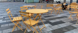 Handväska försvann mystiskt på Fristadstorget – nu ska rätten utreda vad som hände