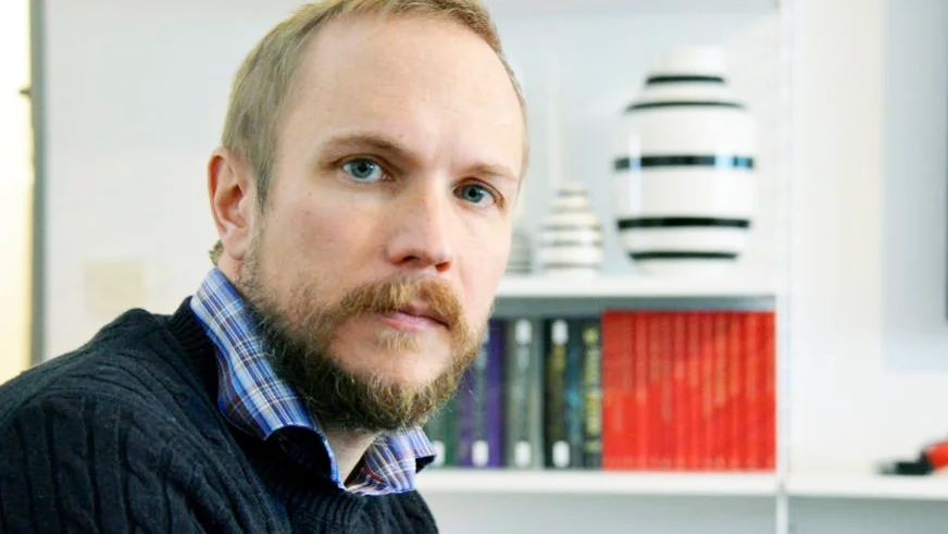 Författare. "Det man inte kan får man lära sig", tänkte Fredrik Westerlund. Den 21 november släpps boken han skrivit om tiden med sin svårt cancersjuka son. Foto: Sofie Abrahamsson/NN