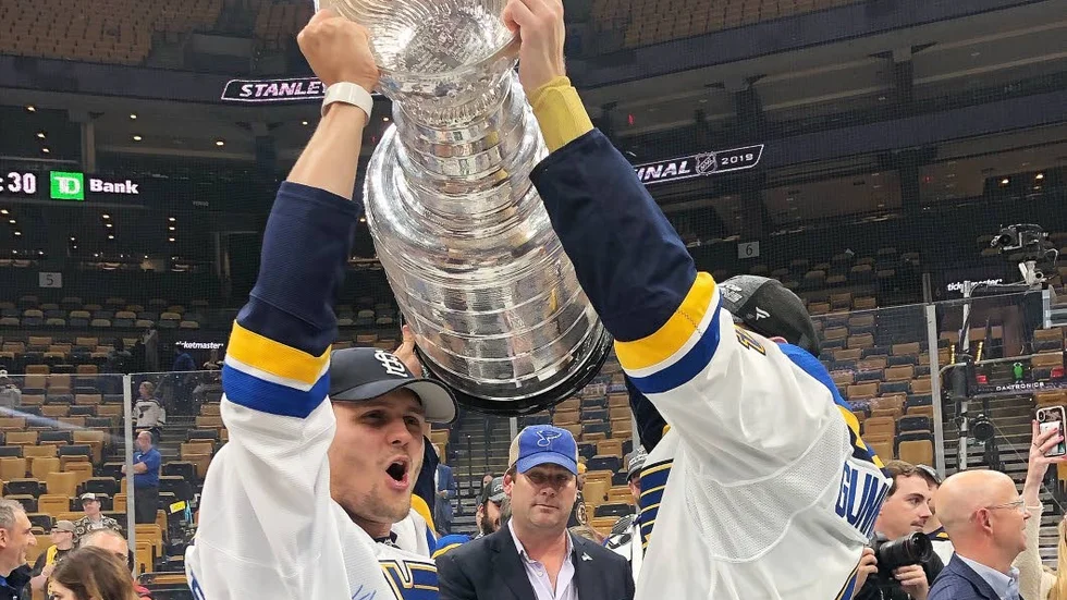 August Gunnarsson lyfte bucklan i Boston.