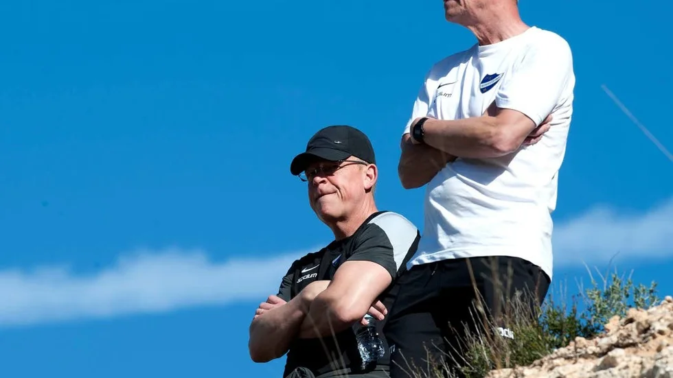 Platsbyte?  Stefan Hellberg kan komma att ta över huvudansvaret efter Janne Andersson som blir svensk förbundskapten.