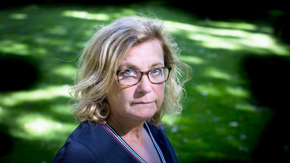 Bakgrund. Elza Dunkels arbetar som lärarutbildare och forskare vid Umeå universitet. Hon driver också bloggen Nätkulturer och har föreläst på landstingets Salutdagar. Foto: Roger Turesson.