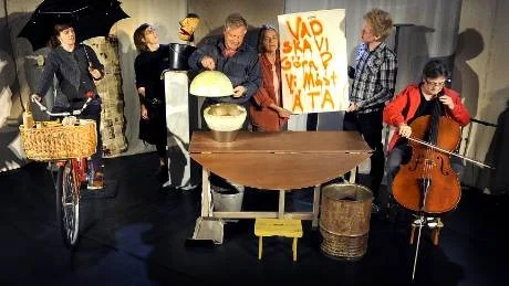 Från vänster: skådespelare Anna Thorén-Mörnerud, tekniker Åsa El-Mottaki, ordförande Björn Gunnarsson, regissör Bodil Göransson, producent Adam Knapasjö och musiker Anna-Greta Larsson.Foto: Magnus Karlsson