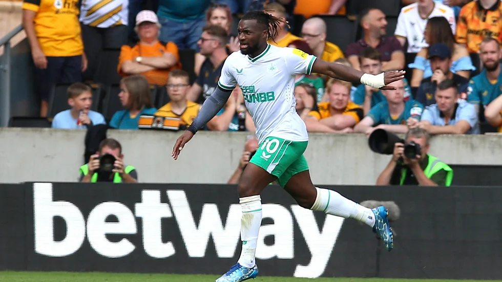 Allan Saint-Maximin blev poängräddare för Newcastle.