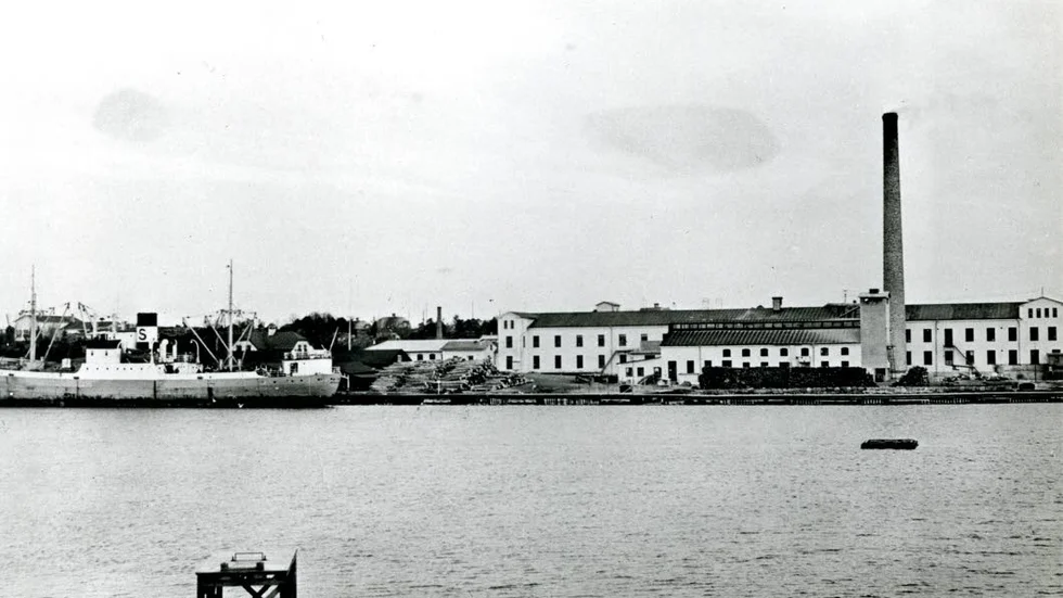 Stickan. Den första tändsticksfabriken i Västervik byggdes redan 1857. Bilden har vi lånat av Susanne Jeansson och är nog från 1950-talet.