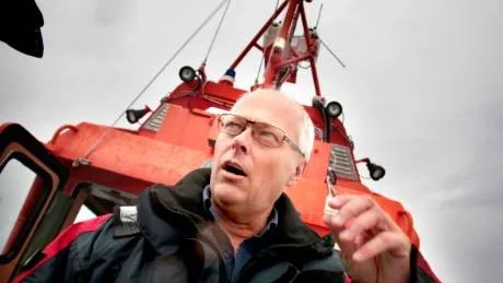 - Vi genomför sådana här räddningsövningar någon gång per år på olika platser i Kalmar län och på Vättern, säger Jonny Larsson på Sjöfartsverket.
