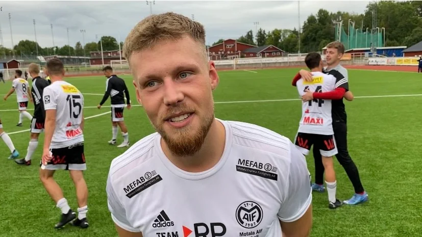 Maifs 2-1-målgörare Albin Ödberg intervjuas efter segern mot Haninge.