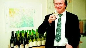 Chardonnaymästare. Jean Marc Brocard är verksam i franska Chablis och Bourgogne. Bland de nya årgångarna hittar vi de tre prisfynden Kimmeridgien, 87 kr, Jurassique Chardonnay, 87 kr, och Petit Chablis Domaine Sainte Claire, 97 kr. Foto: Sune Liljevall