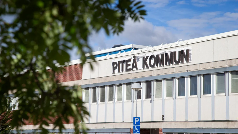 Piteå kommun fick ett meddelande man uppfattade som ett hot och gick upp i stabsläge. Väktare hyrdes in trots att polisen bedömde att skrivningen inte var brottslig.
