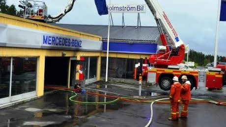 Holmströms bil i Västervik under branden i mitten av juni i år.