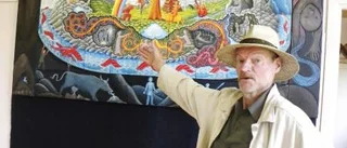Thorolf Darje visar färgstark och dramatisk konst
