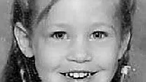 Vi vill fira vår lilla sångfågel Alice Fredén på fyraårsdagen. Många pussar och kramar från mamma, pappa, Hampus, Lucas och Chip.