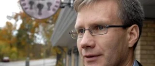 Stöttar Swedbank med 33 miljoner kr