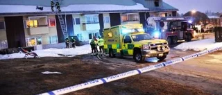 Räddade sig ut på taket